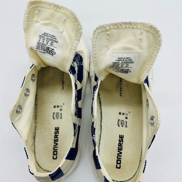 CONVERSE SNEAKERS WHITE WITHCONVERSE  IN LARGE BLUE LETTERS SIZE TODDLER 10 - Picture 7 of 10